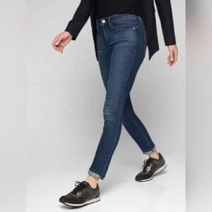 Athleta Sculptek Skinny Jean in Dark Wash